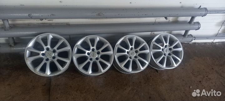 Литые диски 5 на 105 R16