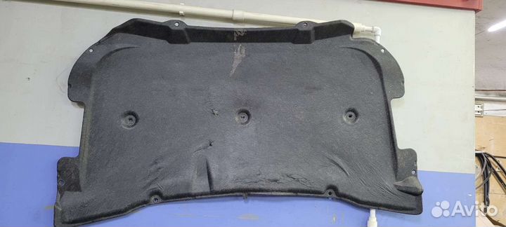 Шумоизоляция капота Suzuki Grand Vitara