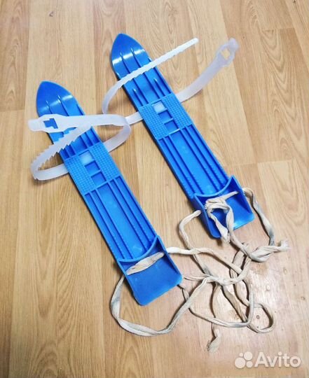 Лыжи детские пластиковые