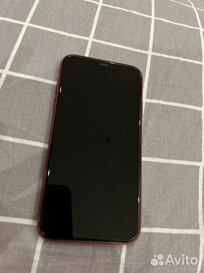 iPhone 11 64GB (red)