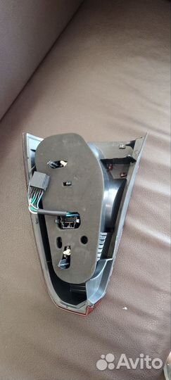 Фонарь задний левый Renault Logan 2008