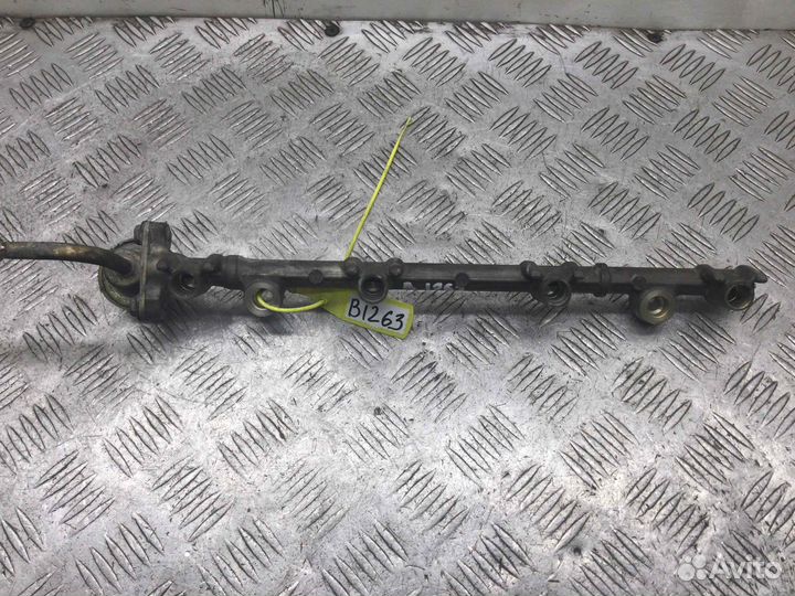 Топливная рампа Toyota Previa 2azfe