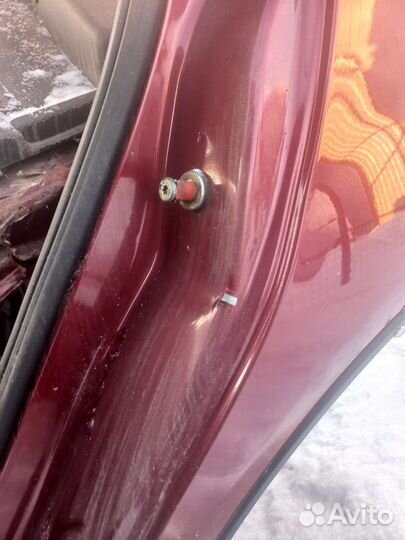 Крыло заднее левое Renault Sandero 1