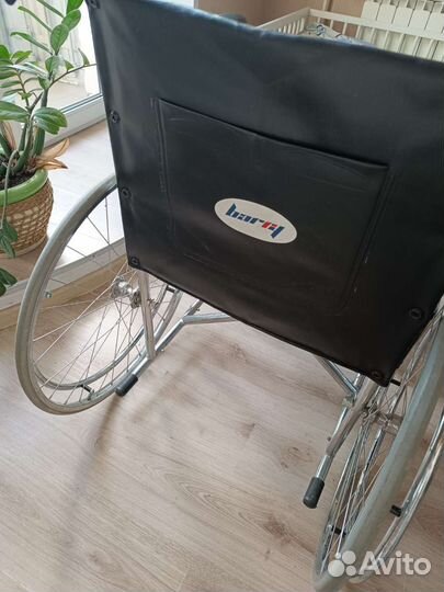 Инвалидная коляска