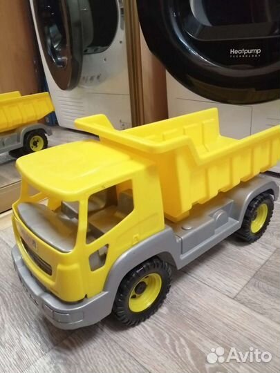 Большой грузовик игрушка