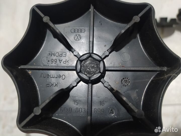 Винт,крепление запаски Honda,Toyota,VAG