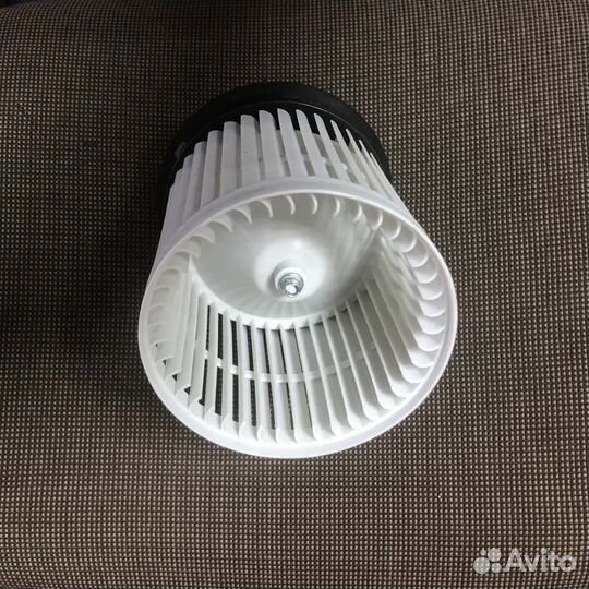 Мотор печки отопителя Nissan Juke 2010