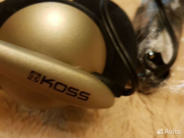 Гарнитура. Наушники с микрофоном Koss