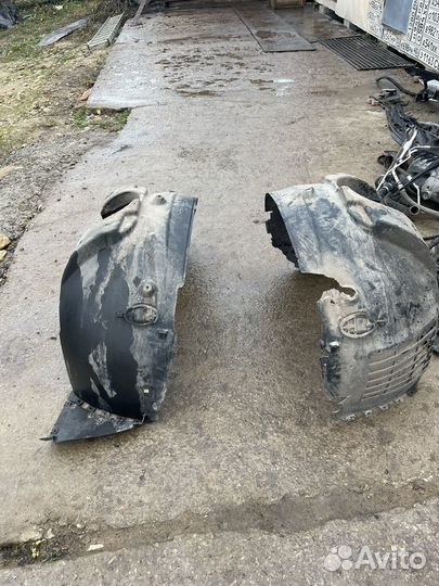 Land rover range rover 3 подкрылок передний левый