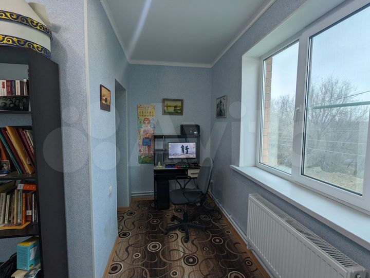 Дом 280 м² на участке 3,5 сот.