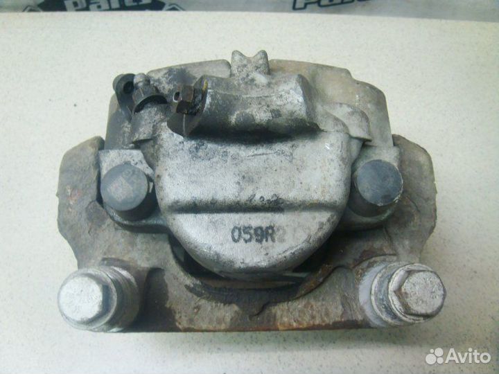 Суппорт тормозной передний правый Bmw 5 F10