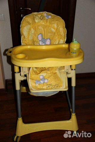 Детский стульчик для кормления