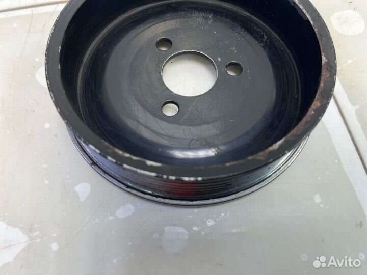 Шкив водяного насоса (помпы) Ford Focus 1 cdda
