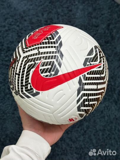 Футбольный мяч Nike flight размер 5