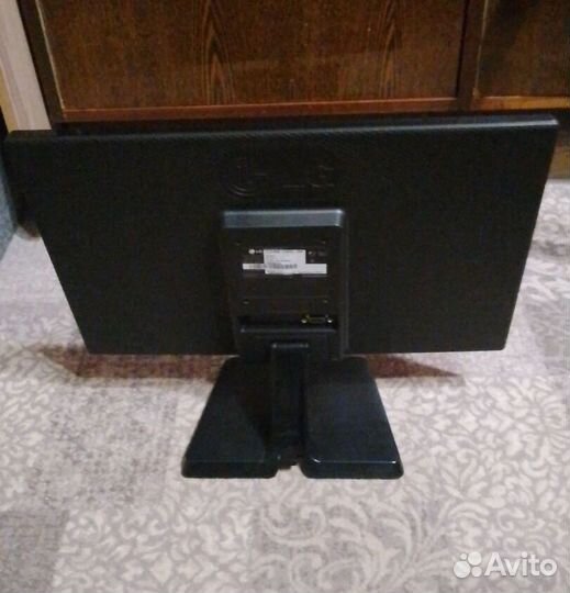 Монитор LG