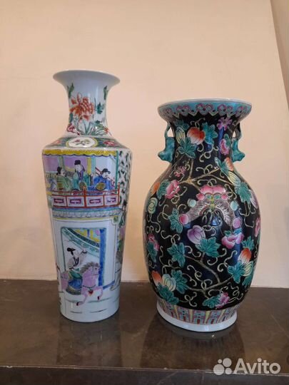 Две вазы Япония, фарфор