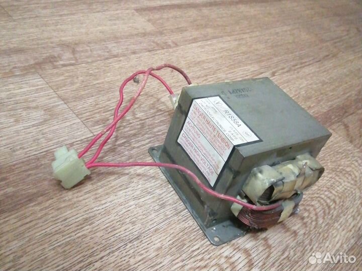 Трансформатор для свч