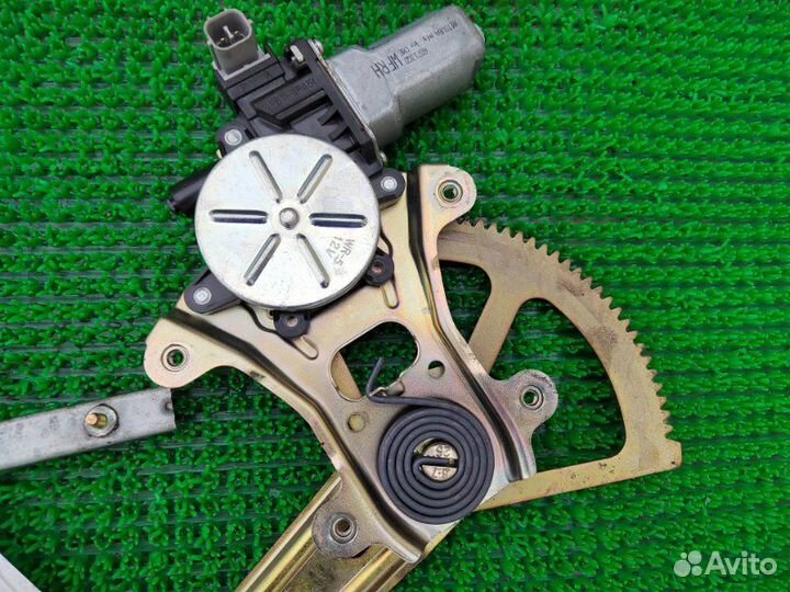 Стеклоподъемник прав. перед. Subaru B9 Tribeca, Tr