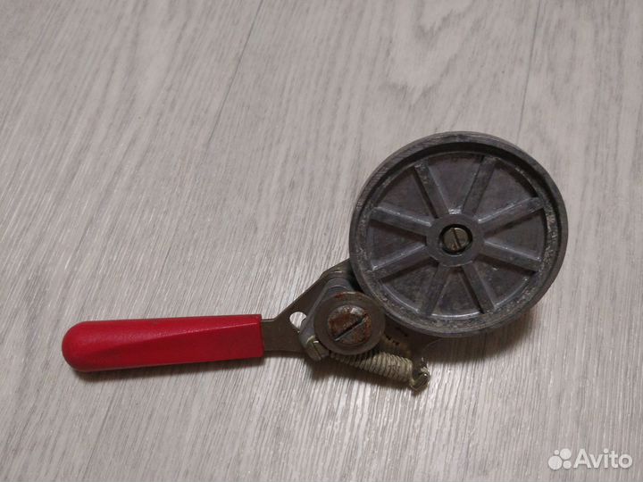 Закатка жестяных банок