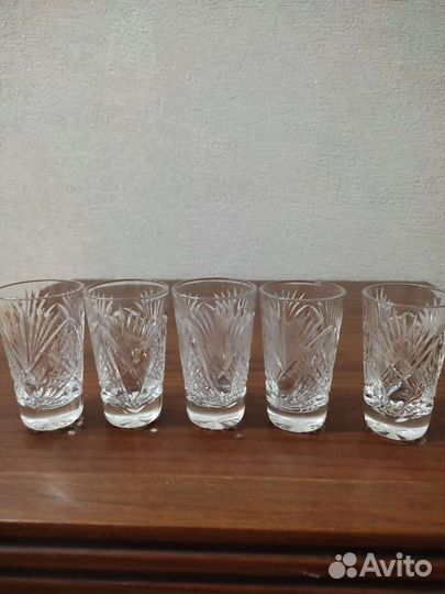 Стопки хрустальные, бокалы из стекла