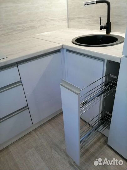 Кухни на заказ современный дизайн Г10