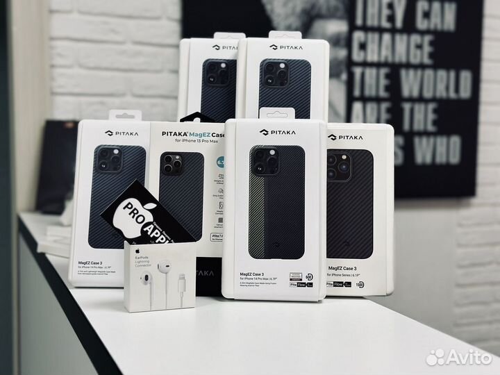 Чехлы Pitaka для iPhone