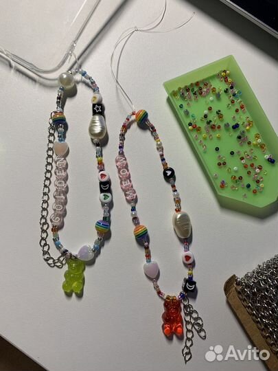 Брелок на телефон