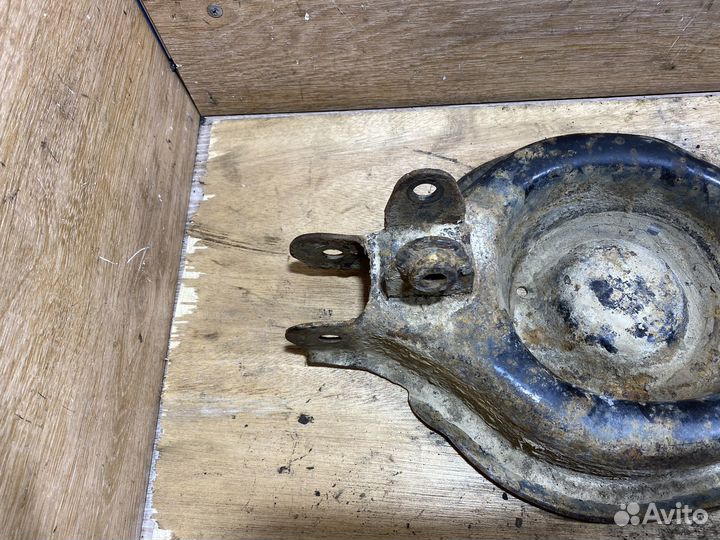 Рычаг поперечный задний правый Opel Antara