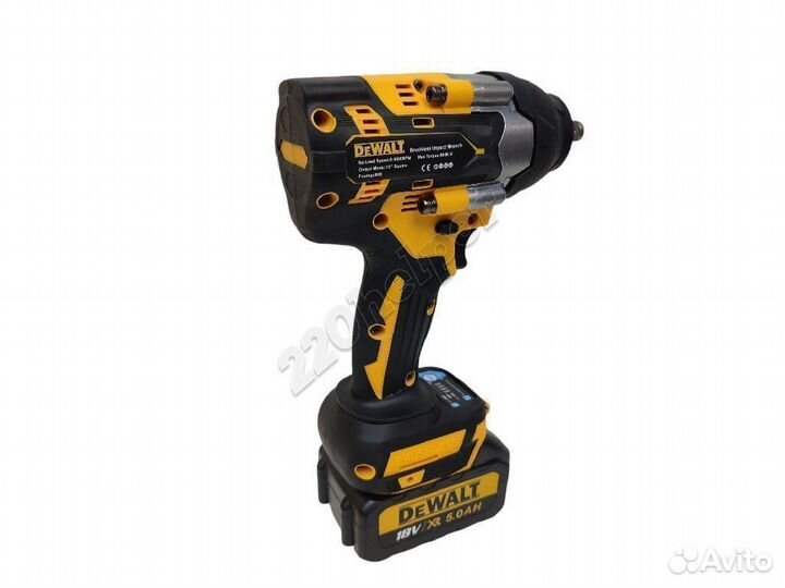 Гайковёрт ударный DeWalt 800N Ньютонов Грузовой м