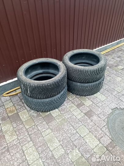 Michelin X-Ice North 4 245/45 R18