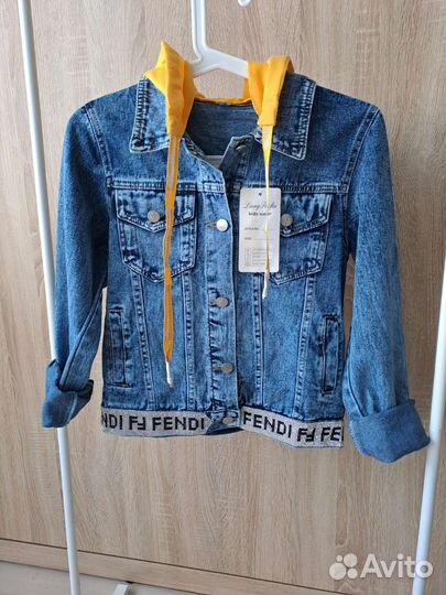 Джинсовая куртка для девочки новая 146-164
