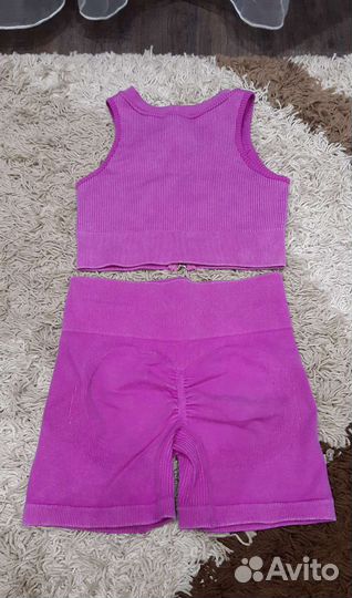 Костюм для фитнеса