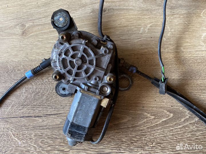 Audi a8 d2 водительский стеклоподъёмник