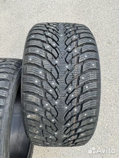 Nokian Tyres Hakkapeliitta 9 SUV 265/40 R21 и 295/35 R21 107T