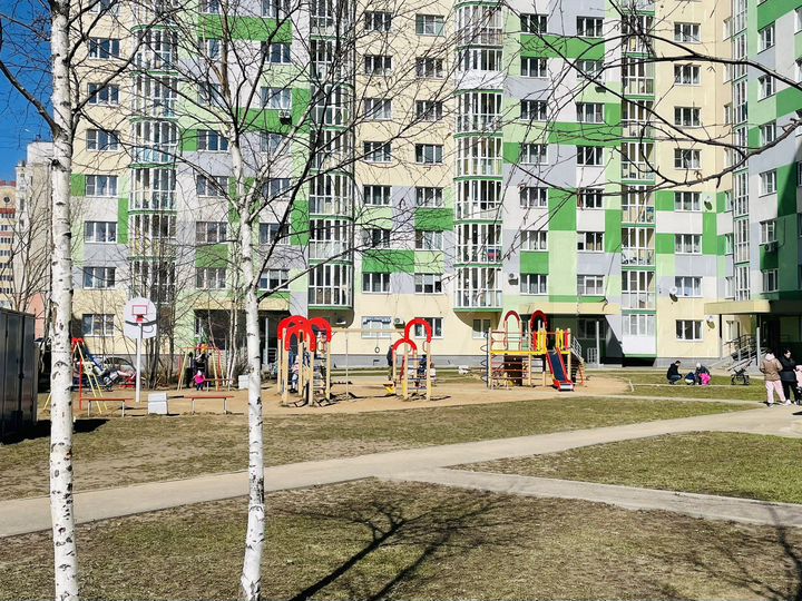 2-к. квартира, 70 м², 12/13 эт.