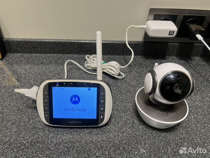 Видео няня motorola