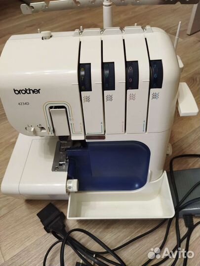 Оверлок 4234D Brother