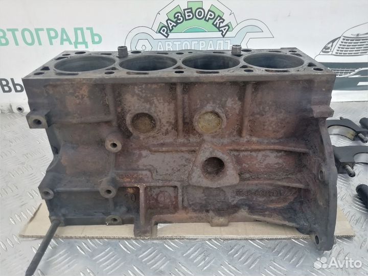 Блок двигателя Ford Focus 1 2.0 Split Port 2001г