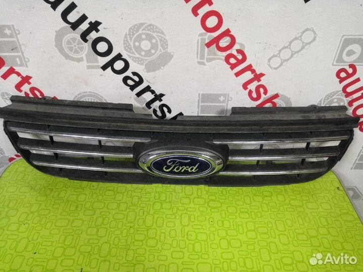 Решетка радиатора Ford Galaxy 2 2010-2014