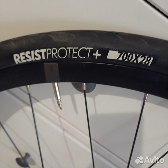 Шоссейные колеса 28