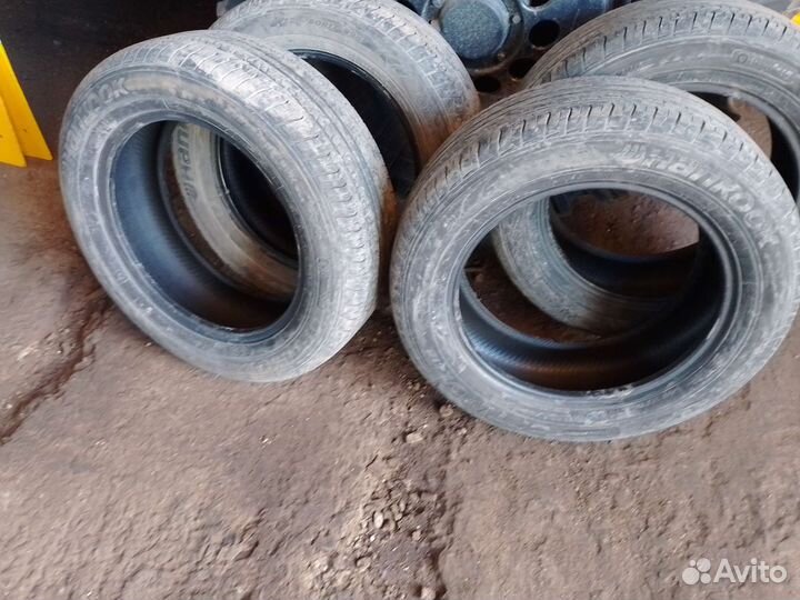 Hankook DW04 215/65 R17