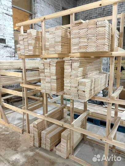 Двухъярусная кровать из массива дерева