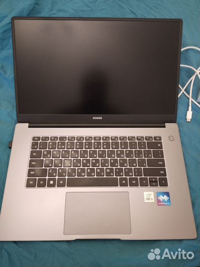 Honor magicbook x15 i5/16/512