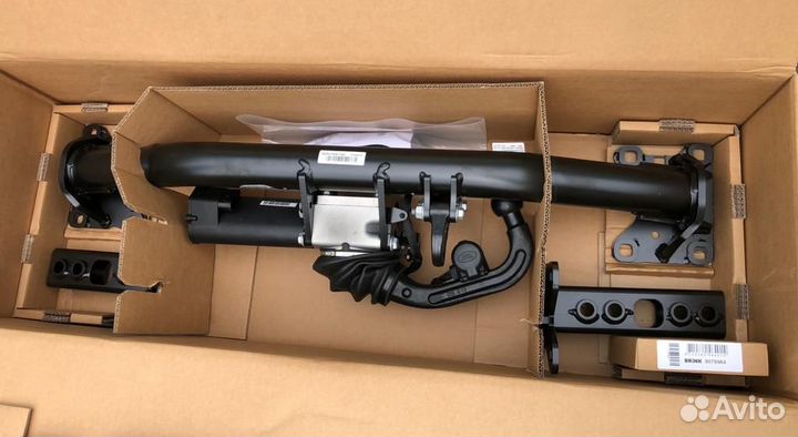 Фаркоп с электроприводом Range Rover Velar