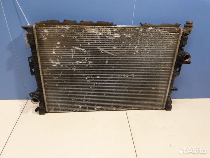 Радиатор основной охлаждения двигателя Volvo V70 2