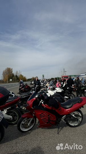 Продам Suzuki RF400R