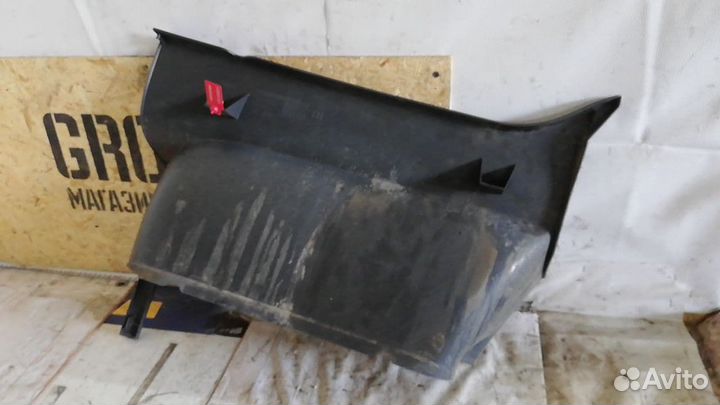 Накладка правой подножки 5-series Scania