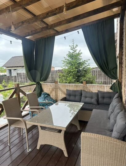 Дом 220 м² на участке 10 сот.