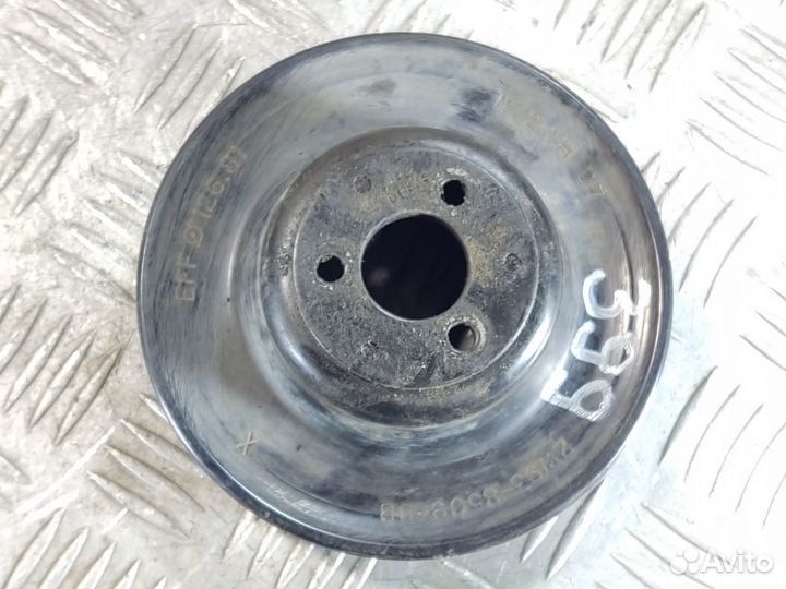 Шкив водяного насоса помпы Range rover sport 2005