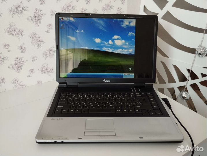 Fujitsu Siemens Amilo Pi 1505